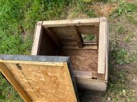 SMALL WOODEN DUCK HOUSE - 7