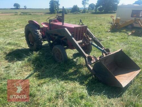 1958 MCCORMICK B250 2WD TRACTOR