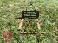 3 POINT LINKAGE PALLET FORKS