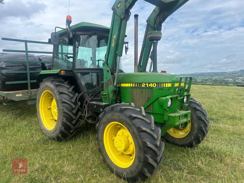 1985 JOHN DEERE 2140 4WD TRACTOR