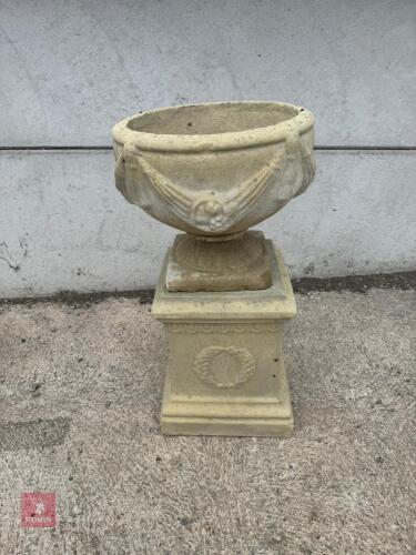 CONCRETE PLANTER/BASE