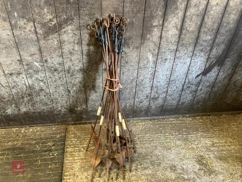14 METAL ELECTRIC FENCING STAKES