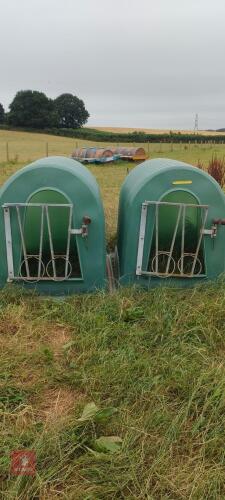 PLASTIC CALF HUTCHES