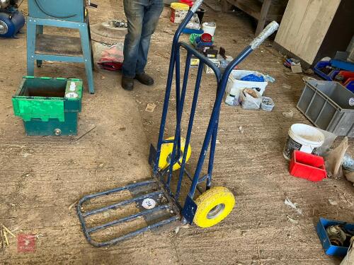 SACK TRUCKS (214)