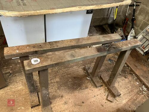 2 METAL HD TRESTLES (199)