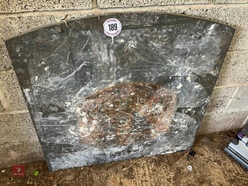 3' X 3' SLATE FIRE BACK (189)