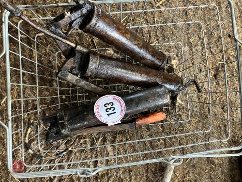 3 GREASE GUNS (133)