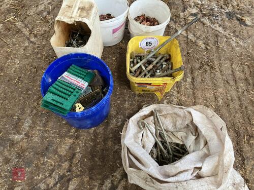 TRAY OF SPANNERS, STILSONS ETC, (84)