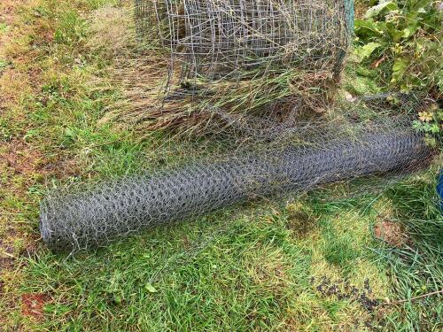 ROLLS OF STOCK/POULTRY WIRE (23)