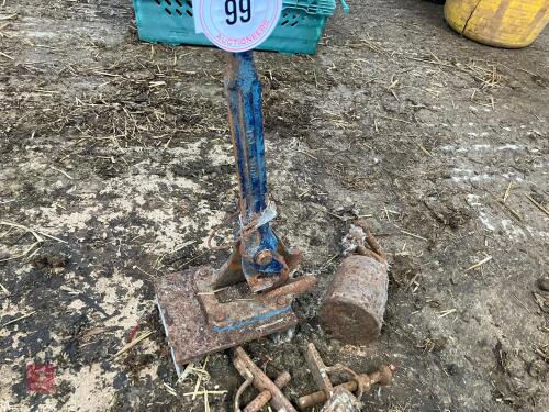 DOOR WEIGHT & PULLER (99)