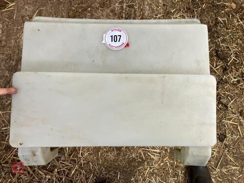 2' AD LIB HOOK-OVER FEEDER (107)