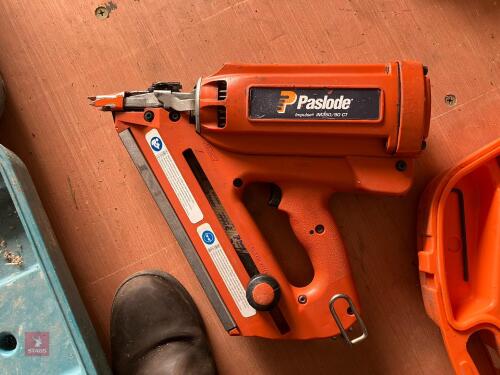 PASLODE IM350/90CT NAIL GUN (230)