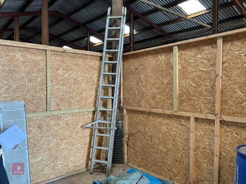 10' ALUMINIUM EXTENDING LADDER