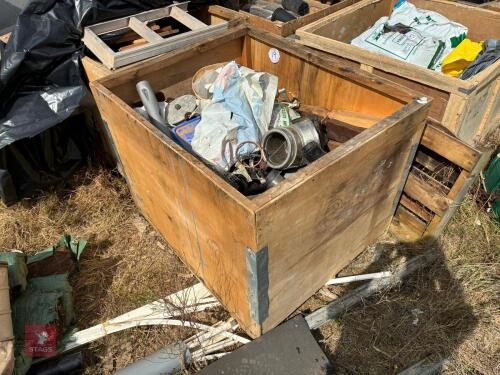 TIMBER STILLAGE OF BUILDING ITEMS (19)
