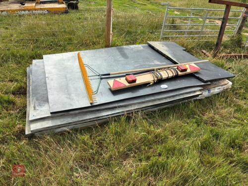 EQUINE MATS & INSULATION (31)