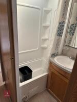 2000 R-VISION MOTOR CARAVAN - 6