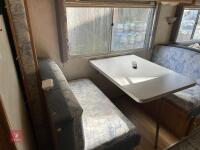 2000 R-VISION MOTOR CARAVAN - 13