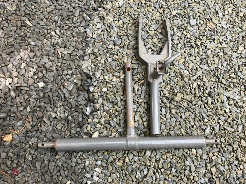 MF 35 T HITCH ASSEMBLEY