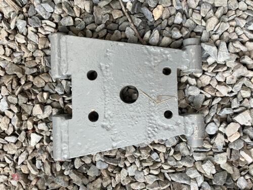 MF 35 BASE PLATE