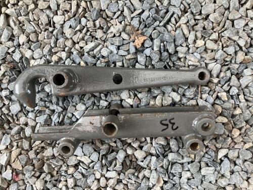 MF 35 CLEVIS HITCH & CARRIER