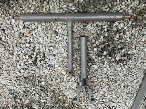 MF 65 T BAR HITCH