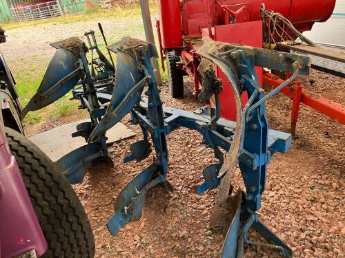 RANSOMES TSR103 3 FURROW TURNOVER PLOUGH