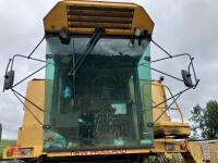 NEW HOLLAND TF44 COMBINE HARVESTER - 6