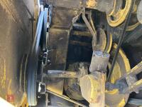 NEW HOLLAND TF44 COMBINE HARVESTER - 75