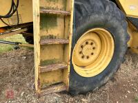 NEW HOLLAND TF44 COMBINE HARVESTER - 100