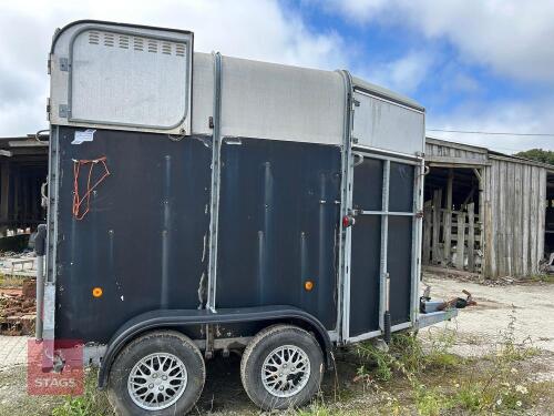 HORSE BOX