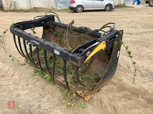 2015 1.7M ALO 170 BUCKET GRAB