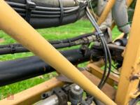 CHALLENGER ROGATOR SELFPROPELLED SPRAYER - 11