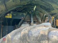 CHALLENGER ROGATOR SELFPROPELLED SPRAYER - 34
