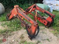 1990 MASSEY FERGUSON 390 4WD TRACTOR - 37