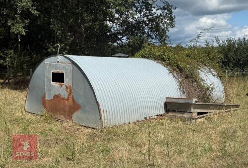 PIG WEANER SHED/ARK