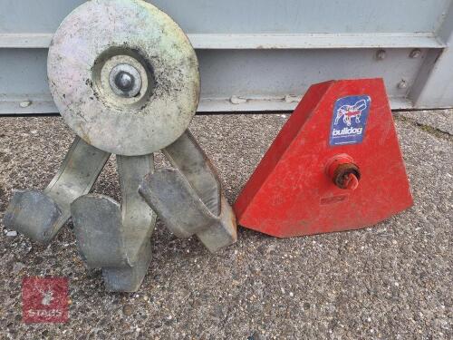 BULLDOG WHEEL CLAMP