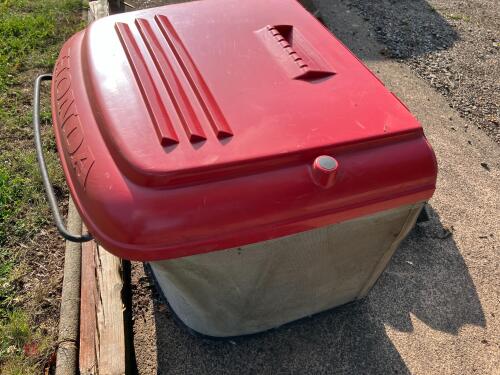 HONDA RIDE ON LAWNMOWER GRASS BOX