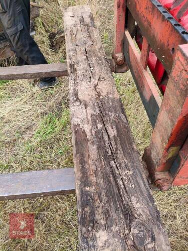 12 RAILWAY SLEEPERS