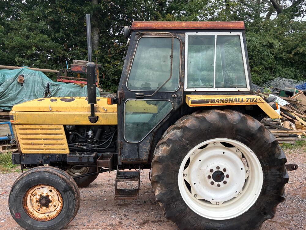 1983 MARSHALL 702 2WD TRACTOR