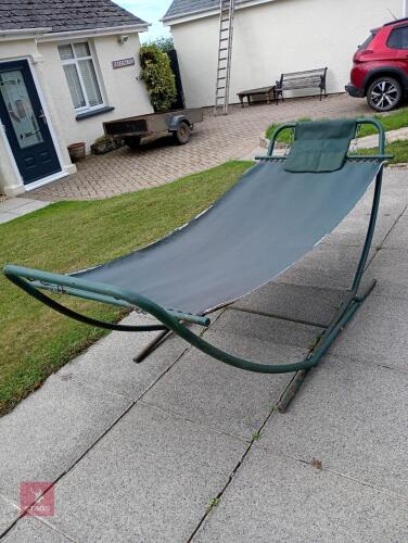 FOLDUP HAMMOCK