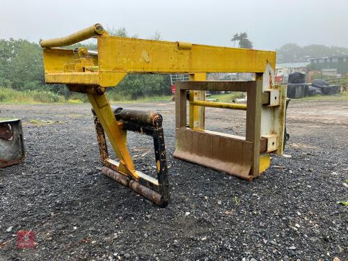 PIN & CONE BALE GRAB