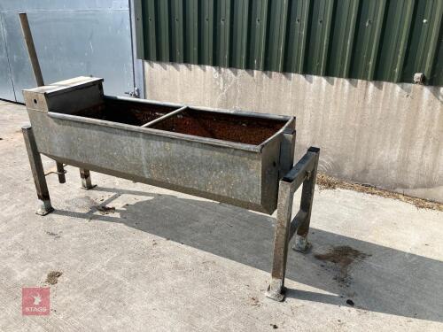 BATEMAN TIP OVER WATER TROUGH