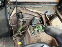 1987 JOHN DEERE 2450 4WD TRACTOR - 4
