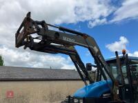 2001 NEW HOLLAND TS115 4WD TRACTOR - 11