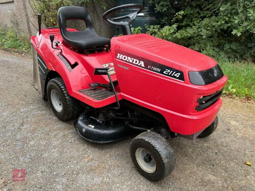 HONDA V-TWIN 2114 RIDE ON LAWN MOWER
