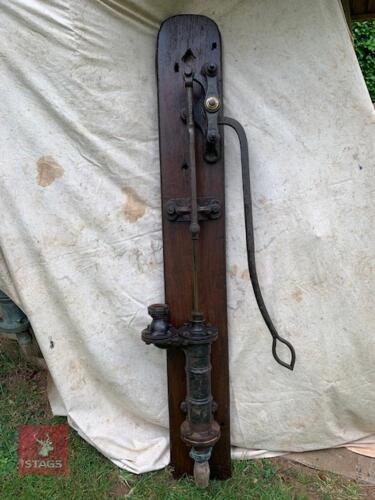 VINTAGE WATER PUMP
