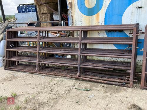 6 X HEAVY DUTY YARD GATES (1)