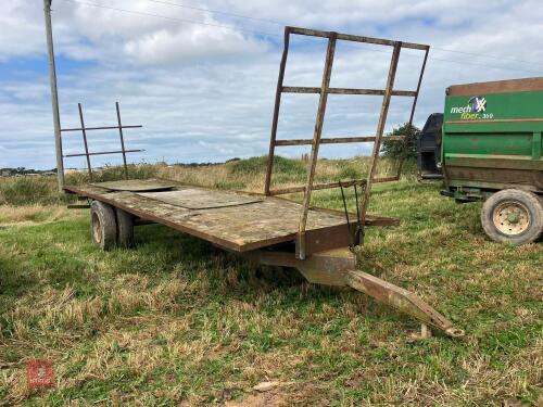 26' SINGLE TANDEM AXLE BALE TRAILER (S/R
