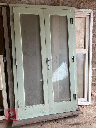 HARDWOOD DOUBLE DOORS