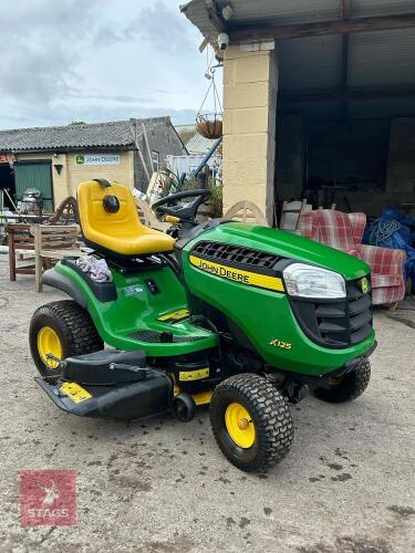 JOHN DEERE X125 RIDE ON LAWN MOWER